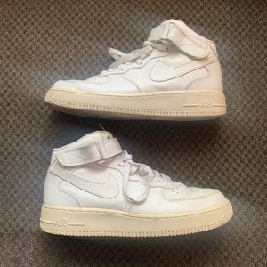 Nike Air Force 1 Mid 07 Size 9.5